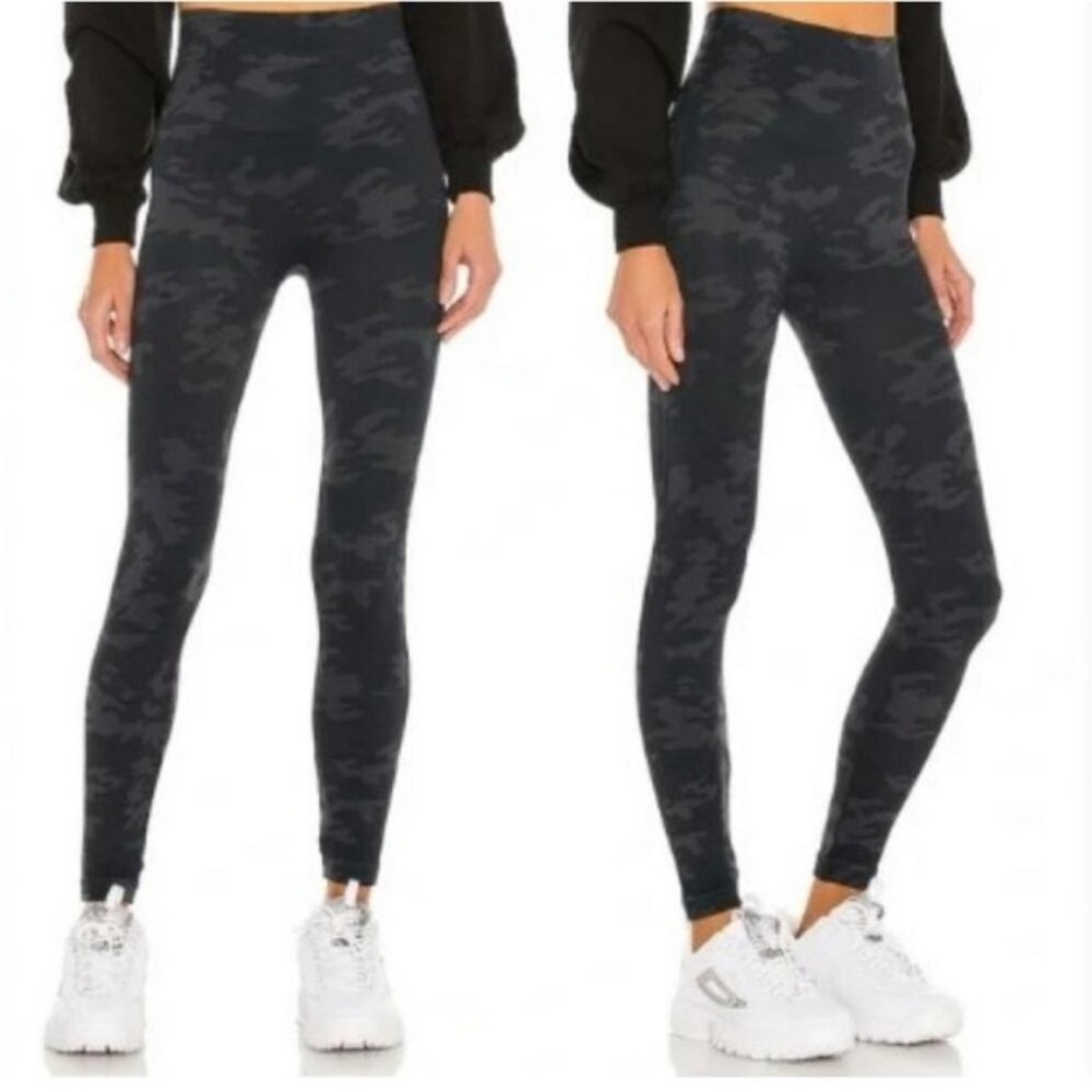 SPANX Camo Look At Me Now Seamless Leggings, L